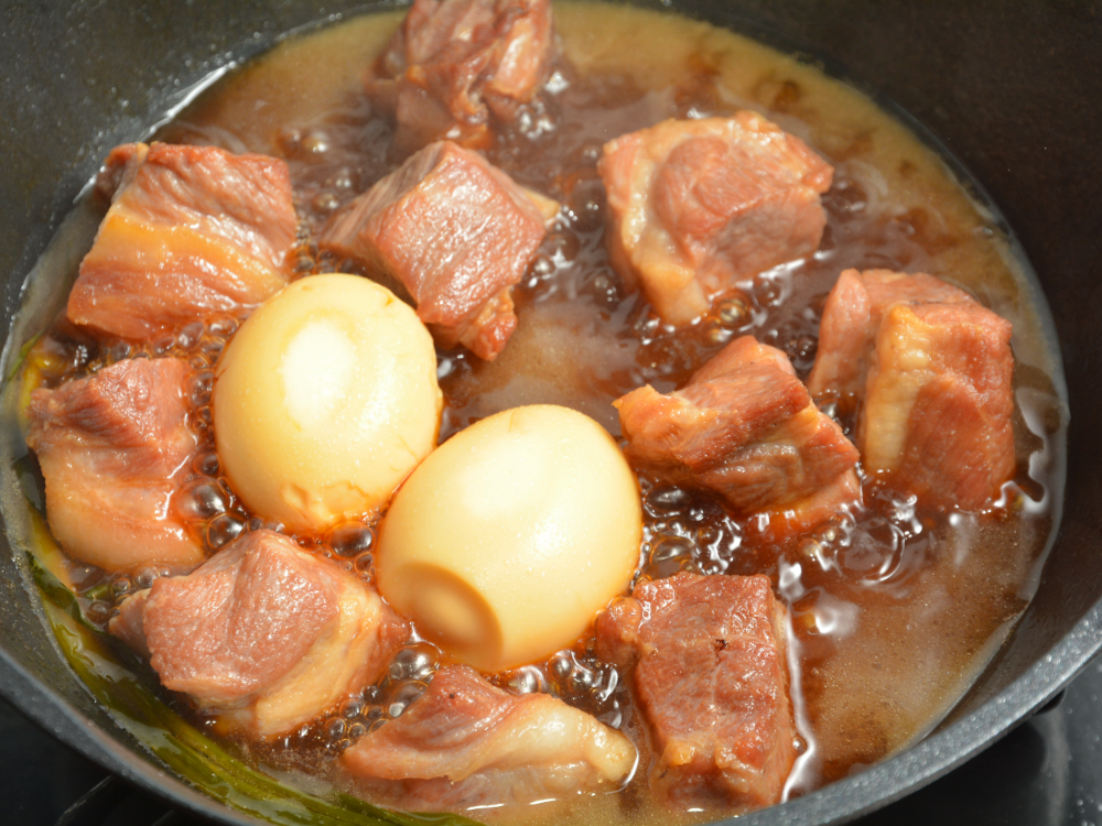Thịt kho nước dừa